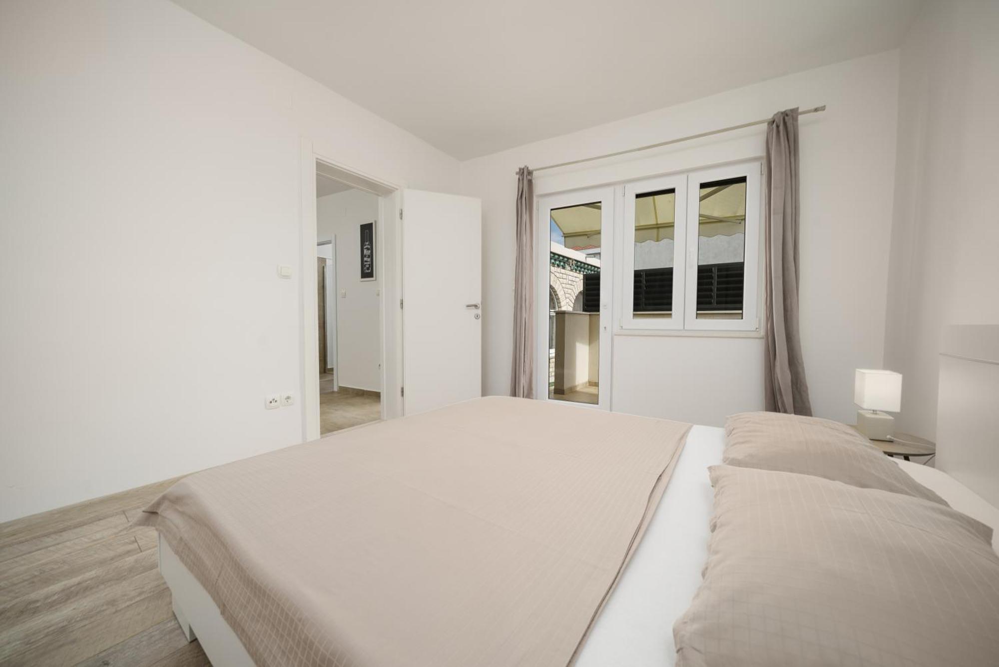 Holiday Home Oliva Водице Экстерьер фото
