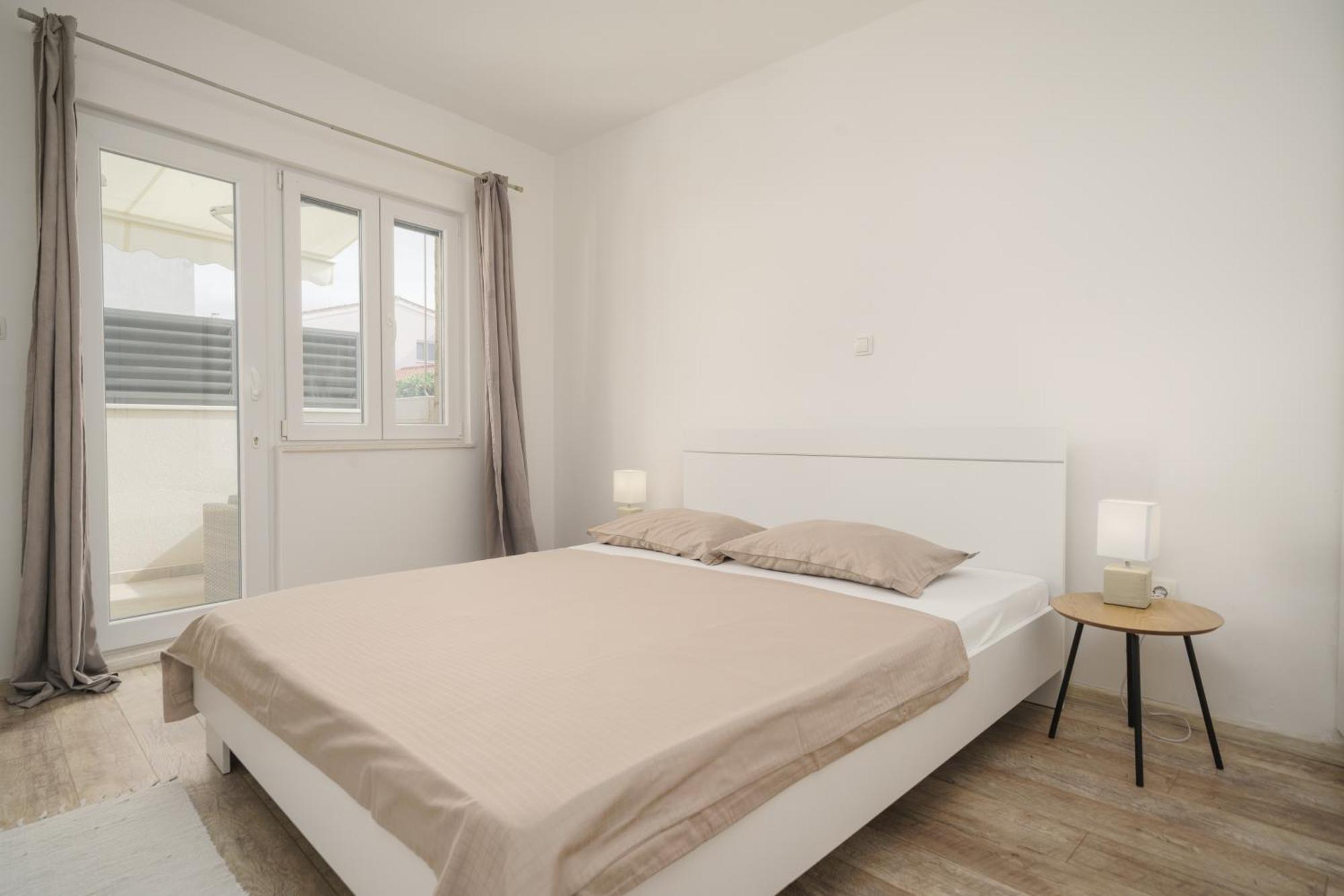 Holiday Home Oliva Водице Экстерьер фото