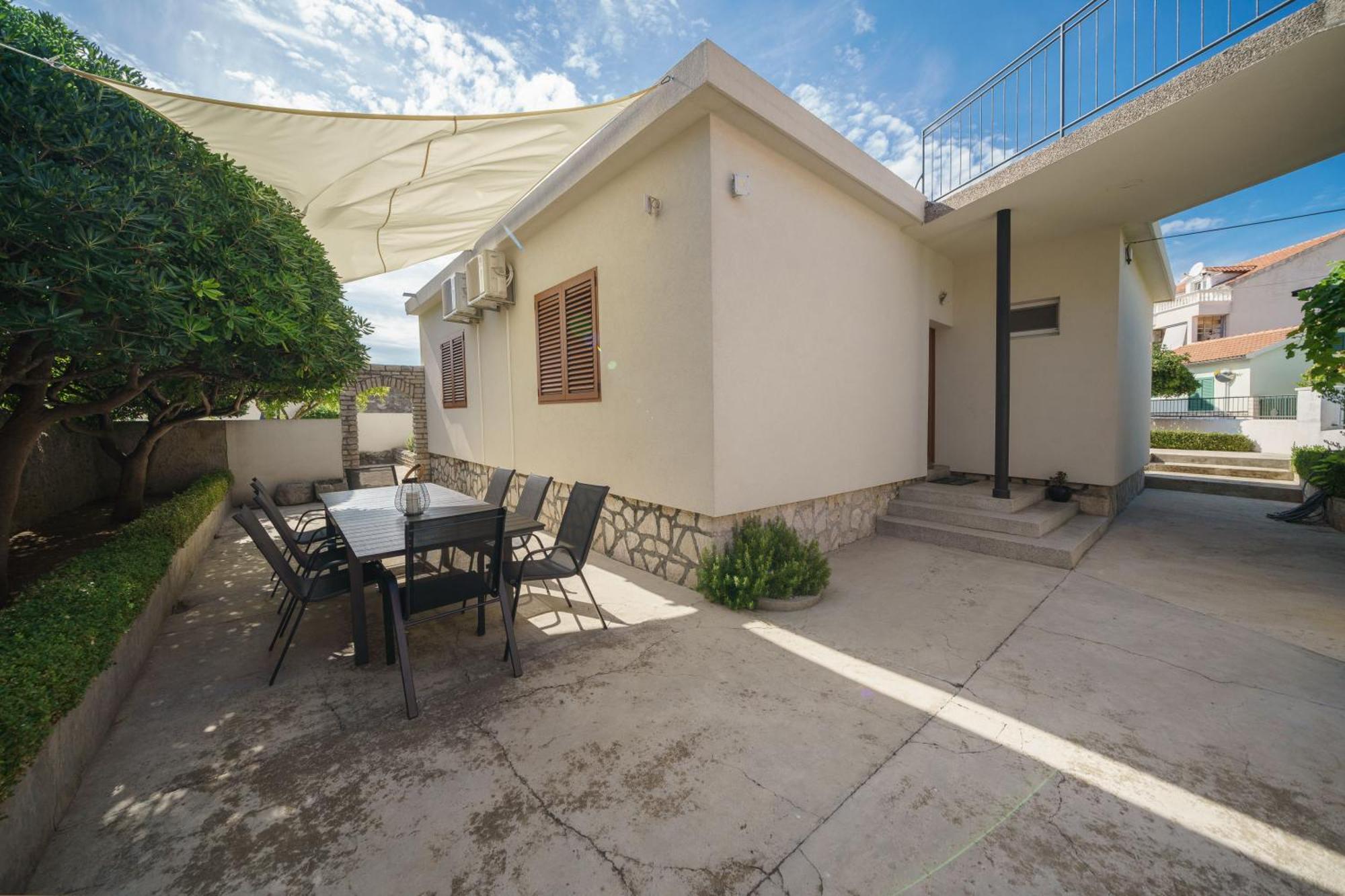 Holiday Home Oliva Водице Экстерьер фото
