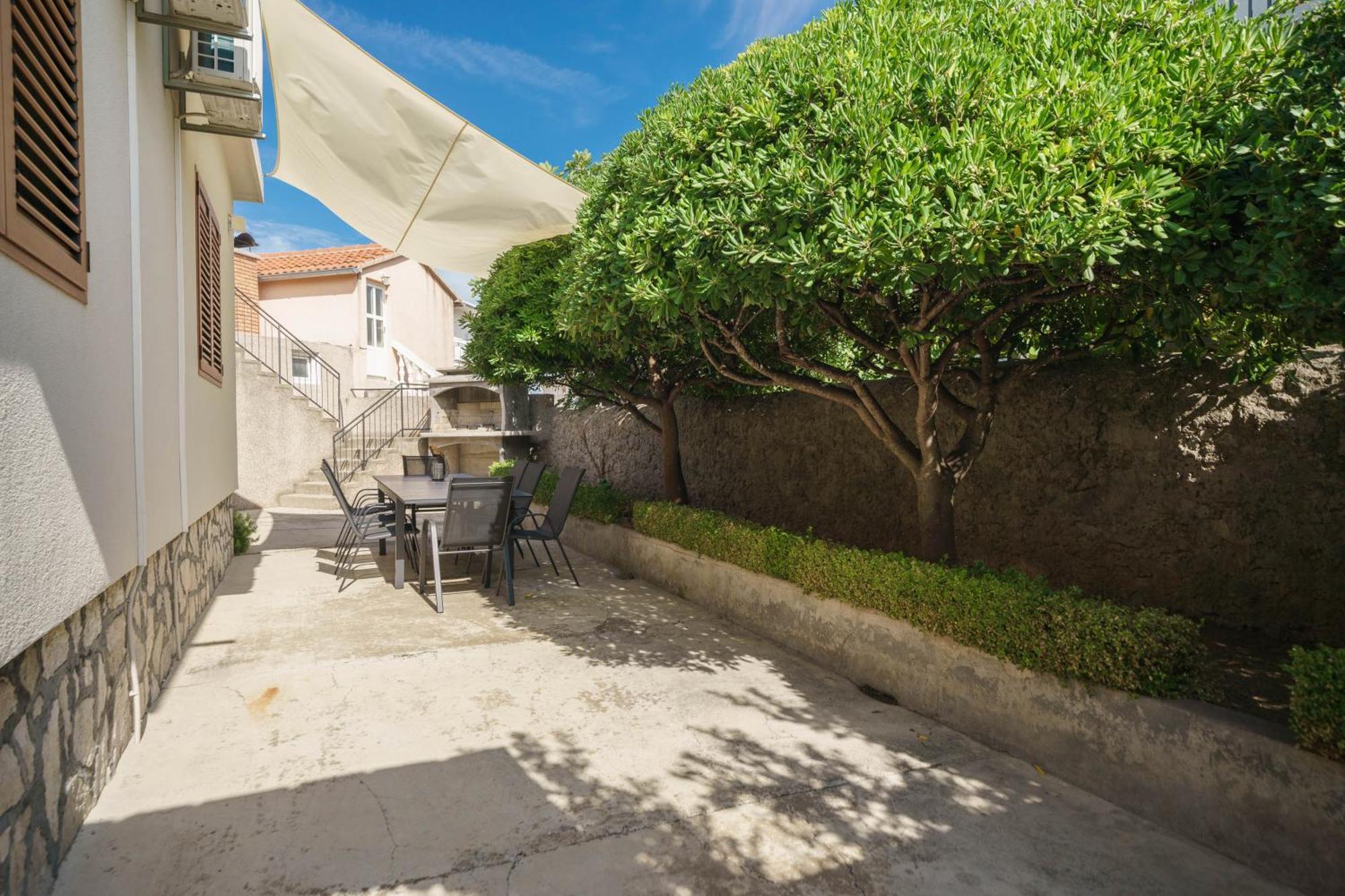 Holiday Home Oliva Водице Экстерьер фото